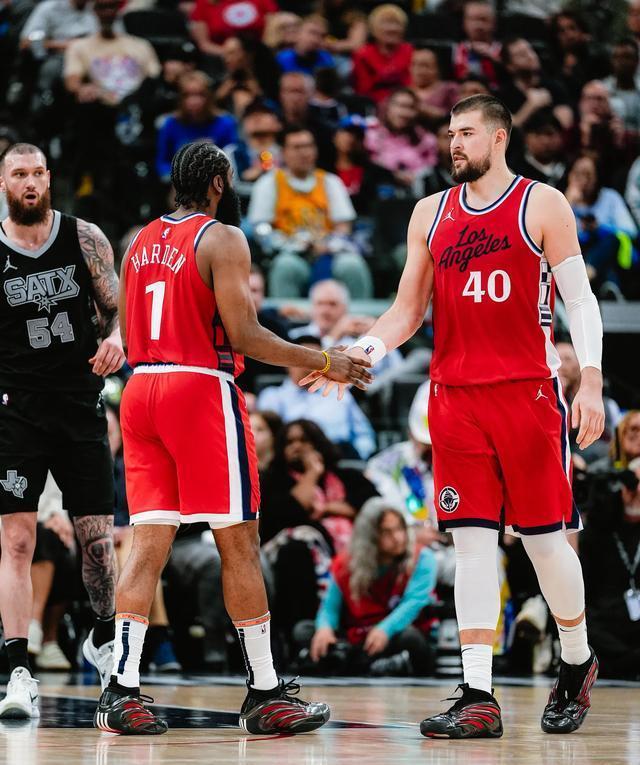 开云登录入口-Ming赛事官方发布挺进下一轮新规，掘金争议不断！-开云登录入口